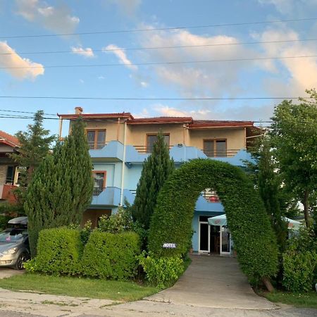 Vila Deni Tushemisht Εξωτερικό φωτογραφία