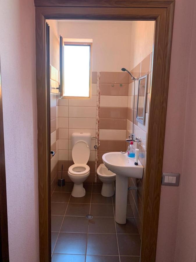 Vila Deni Tushemisht Εξωτερικό φωτογραφία