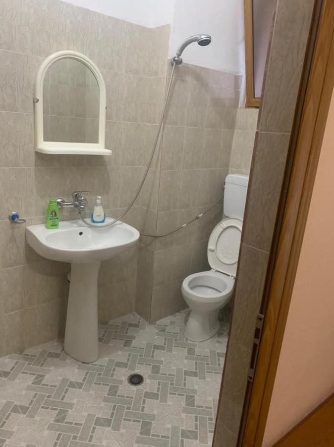 Vila Deni Tushemisht Εξωτερικό φωτογραφία